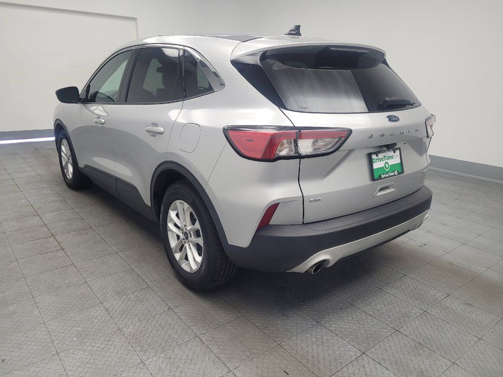 Used 2020 Ford Escape SE FWD image 5