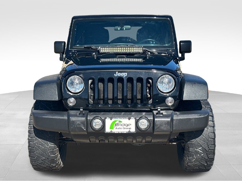 Used 2017 Jeep Wrangler Unlimited Sport w/ Connectivity Group AWD/4WD image 2
