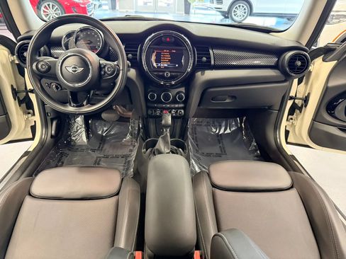 Used 2017 MINI Cooper S FWD image 19