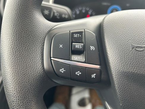 Used 2020 Ford Escape SE image 18