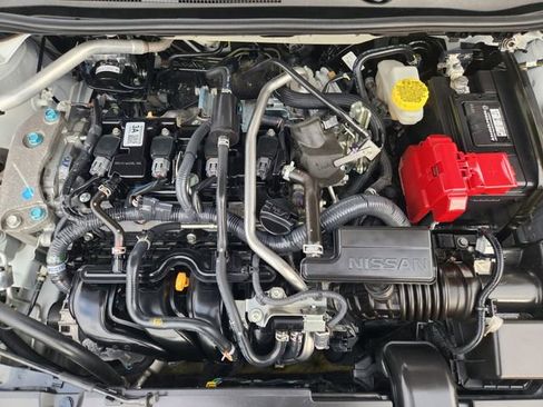 Used 2024 Nissan Sentra SR FWD image 25