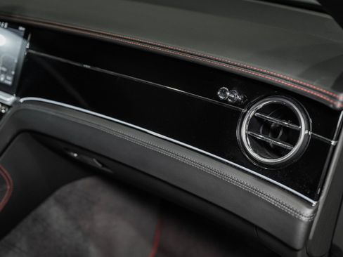 Used 2020 Bentley Continental GT image 42