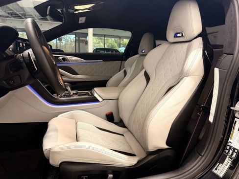 Used 2025 BMW M8 Competition image 33