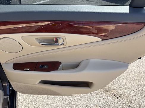 Used 2008 Lexus LS 460 RWD image 18