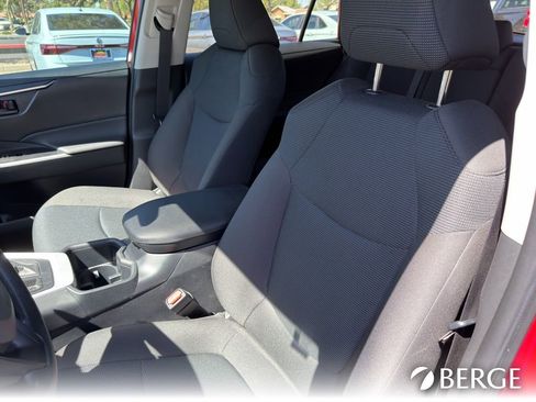 Used 2025 Toyota RAV4 LE FWD image 13
