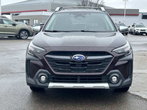 Used 2023 Subaru Outback Touring XT image 2