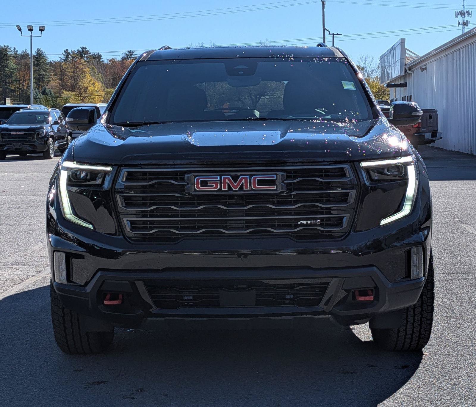 New 2027 GMC Acadia AT4 w/ Luxury Package AWD/4WD image 2