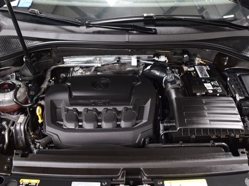 Used 2023 Volkswagen Tiguan SE R-Line AWD/4WD image 27
