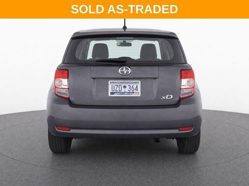 Used 2010 Scion xD FWD image 2