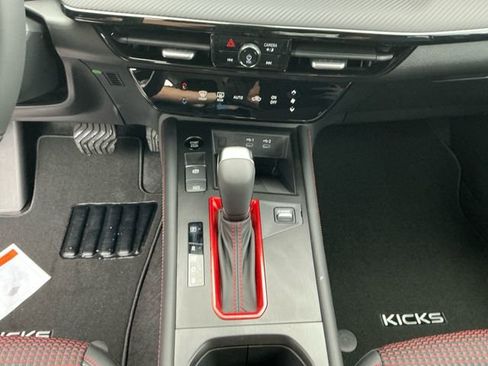 New 2026 Nissan Kicks SR w/ Interior Electronics Package image 12