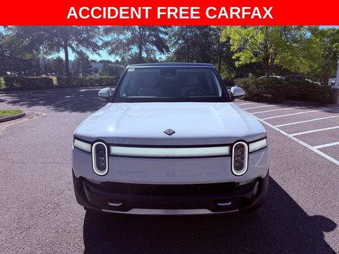 Used 2023 Rivian R1S Adventure AWD/4WD image 2