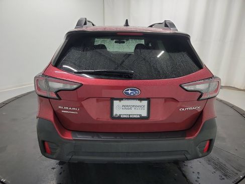 Used 2020 Subaru Outback Premium image 8