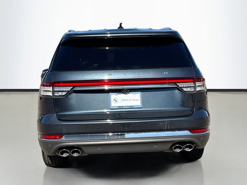 Used 2022 Lincoln Aviator Reserve w/ Elements Package Plus image 4
