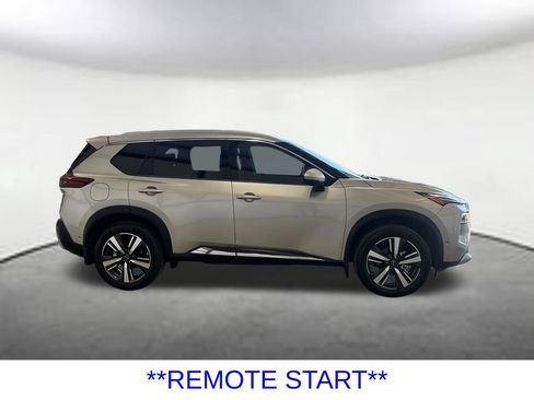 Used 2023 Nissan Rogue Platinum FWD image 6