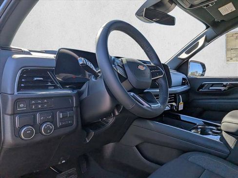 New 2026 Chevrolet Suburban LS image 9