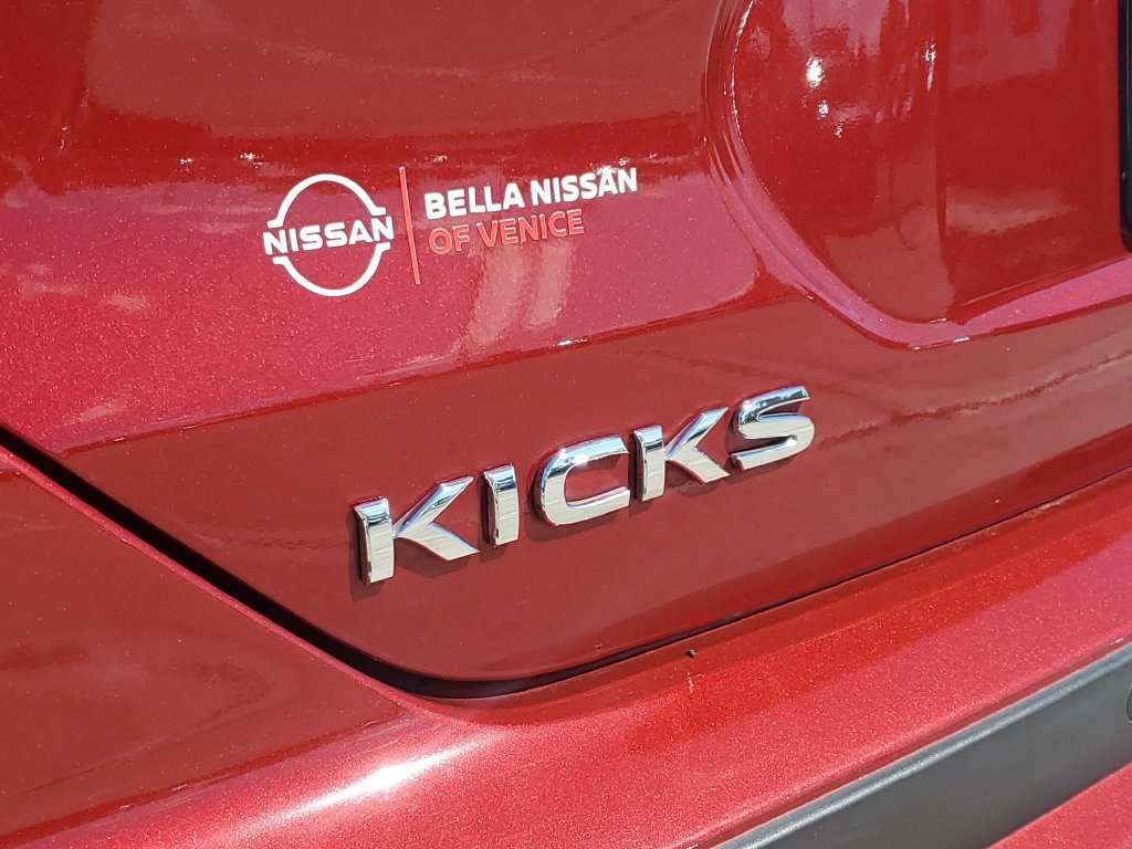 Used 2023 Nissan Kicks SV FWD image 16