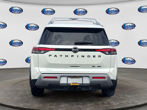 Used 2024 Nissan Pathfinder SL w/ SL Premium Package AWD/4WD image 4