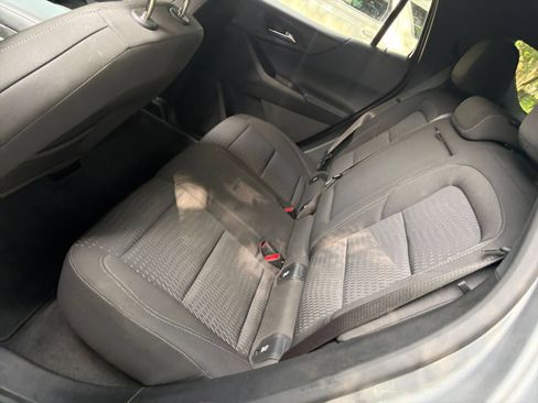 Used 2025 Chevrolet Equinox LT FWD image 25