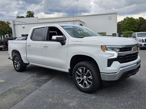 Certified 2024 Chevrolet Silverado 1500 LT image 14