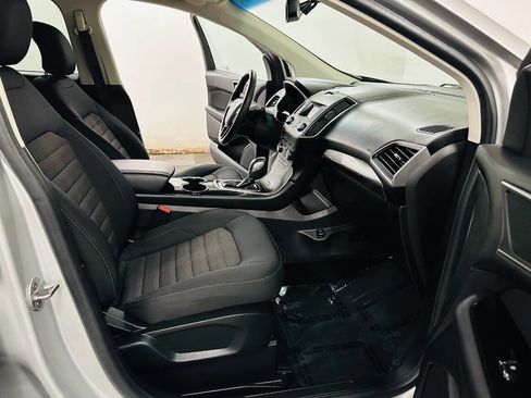 Used 2015 Ford Edge SEL image 10