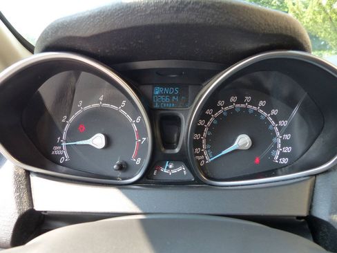 Used 2019 Ford Fiesta SE FWD image 26