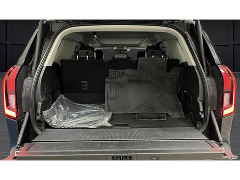 Used 2025 Ford Expedition Platinum AWD/4WD image 28