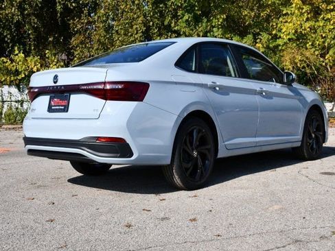 New 2026 Volkswagen Jetta SE image 7