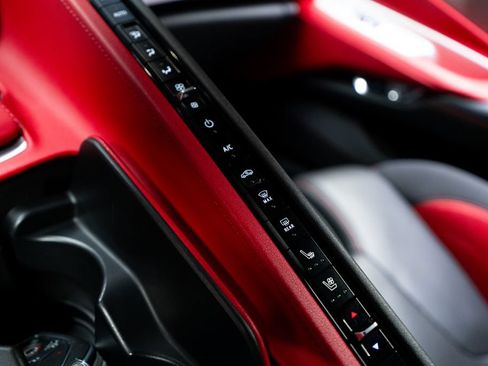 Used 2020 Chevrolet Corvette Stingray Preferred Cpe w/ 2LT Preferred Equipment Group RWD image 40