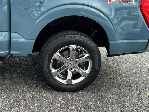 Used 2023 Ford F150 Lariat w/ Equipment Group 502A High image 9