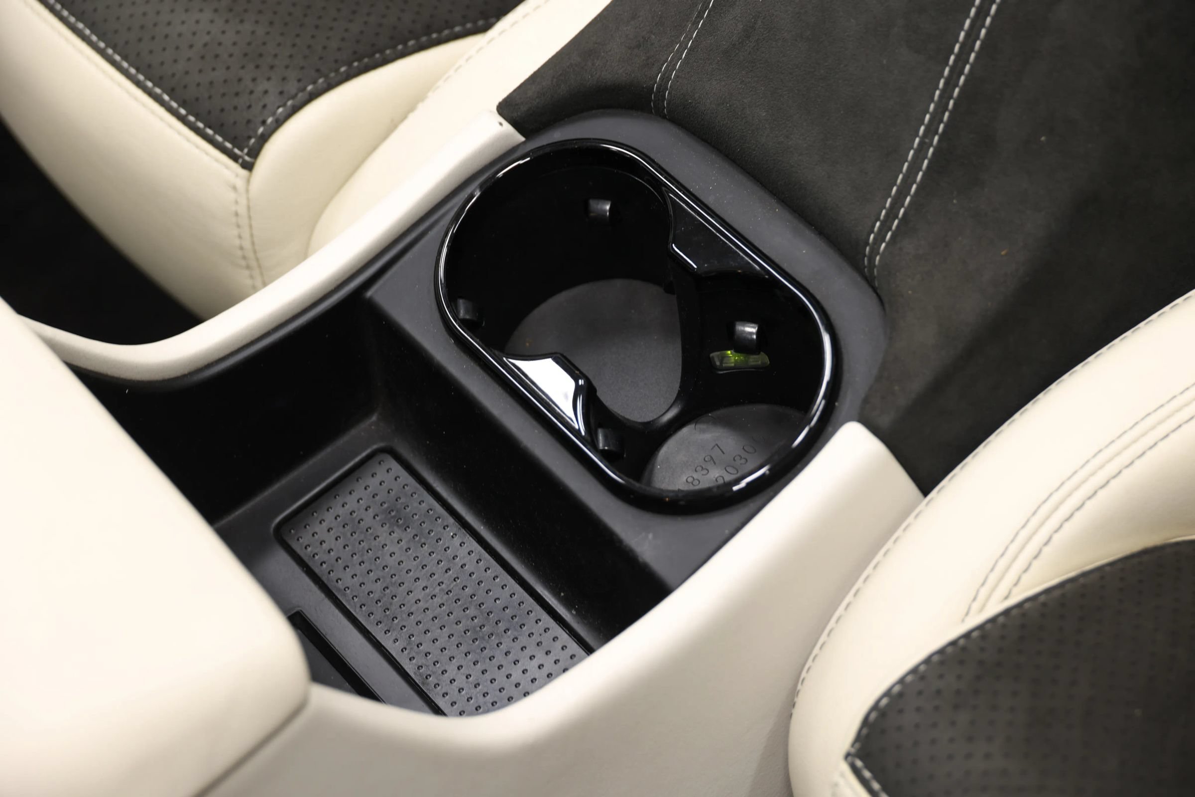 Used 2018 Maserati GranTurismo Sport RWD image 51