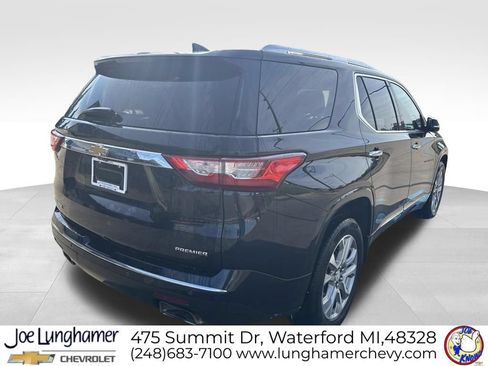 Used 2020 Chevrolet Traverse Premier FWD image 3