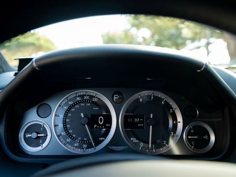 Used 2015 Aston Martin Rapide S RWD image 12