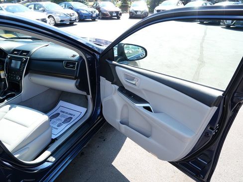 Used 2016 Toyota Camry LE FWD image 22