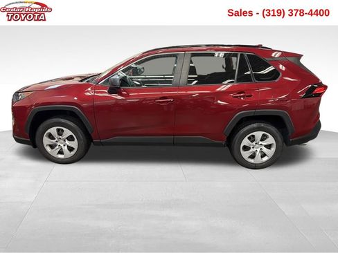 Used 2021 Toyota RAV4 LE image 6