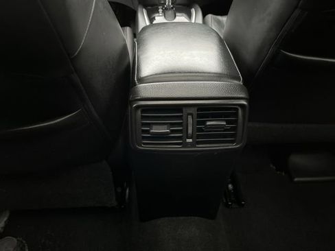 Used 2015 Nissan Rogue SL w/ SL Premium Package image 25