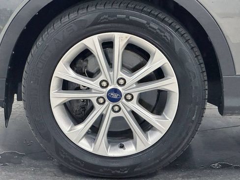 Used 2019 Ford Escape SE AWD/4WD image 17