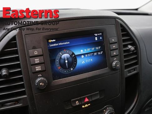 Used 2023 Mercedes-Benz Metris image 18