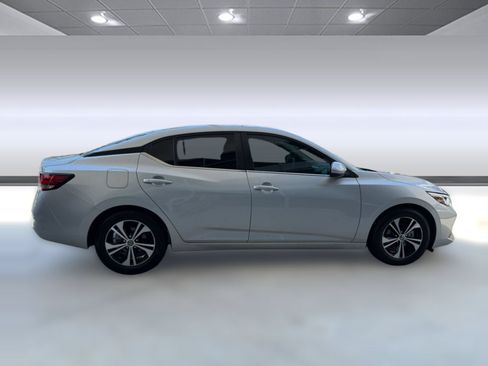 Used 2022 Nissan Sentra SV FWD image 7