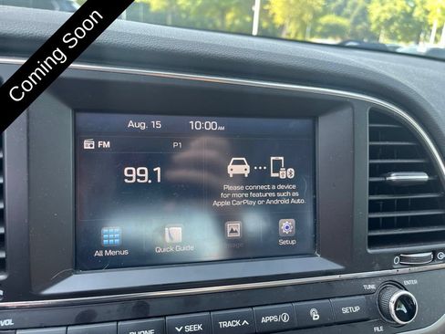 Used 2017 Hyundai Elantra Limited FWD image 17