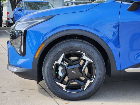 New 2026 Kia Sportage EX FWD image 5