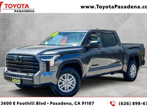 Used 2024 Toyota Tundra SR5 w/ SR5 Convenience Package AWD/4WD image 1