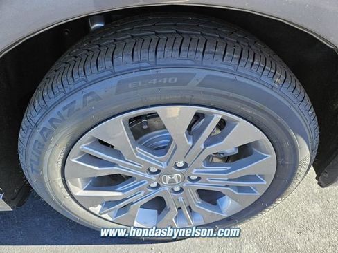 New 2026 Honda Odyssey Touring image 11