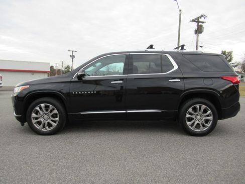 Used 2019 Chevrolet Traverse Premier w/ Driver Confidence II Package image 4