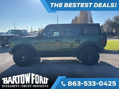 Used 2023 Ford Bronco Wildtrak image 8