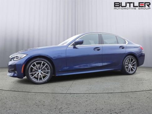 Used 2020 BMW 330i Sedan w/ Premium Package image 1