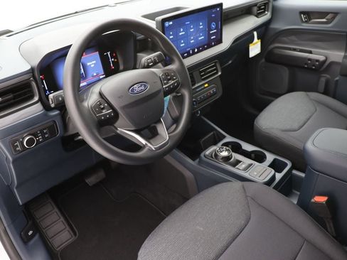 New 2025 Ford Maverick XL image 15