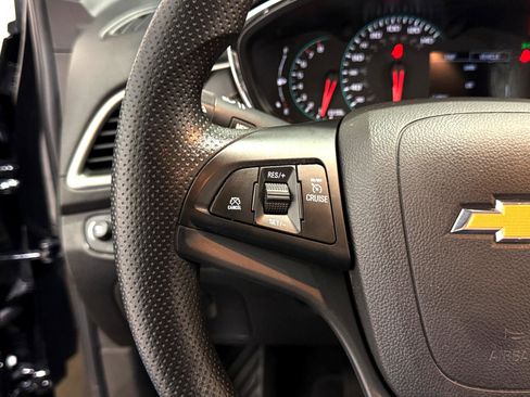 Used 2020 Chevrolet Trax LS w/ Tint and Cruise Package image 19