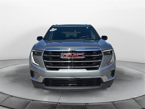Used 2025 GMC Acadia Elevation image 2