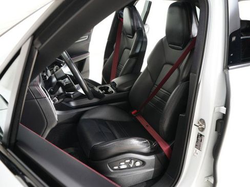 Used 2021 Porsche Cayenne GTS image 38