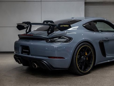 Used 2025 Porsche 718 Cayman GT4 RS image 29